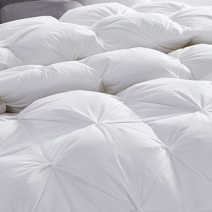 Luxurious All-Season Luxury Siberian Goose Down Pinch Pleated Comforter Duvet Insert 1200 Thread Count 120 X 98 inches, 100% Egyptian Cotton Down Feather Comforter (Palatial King, White)