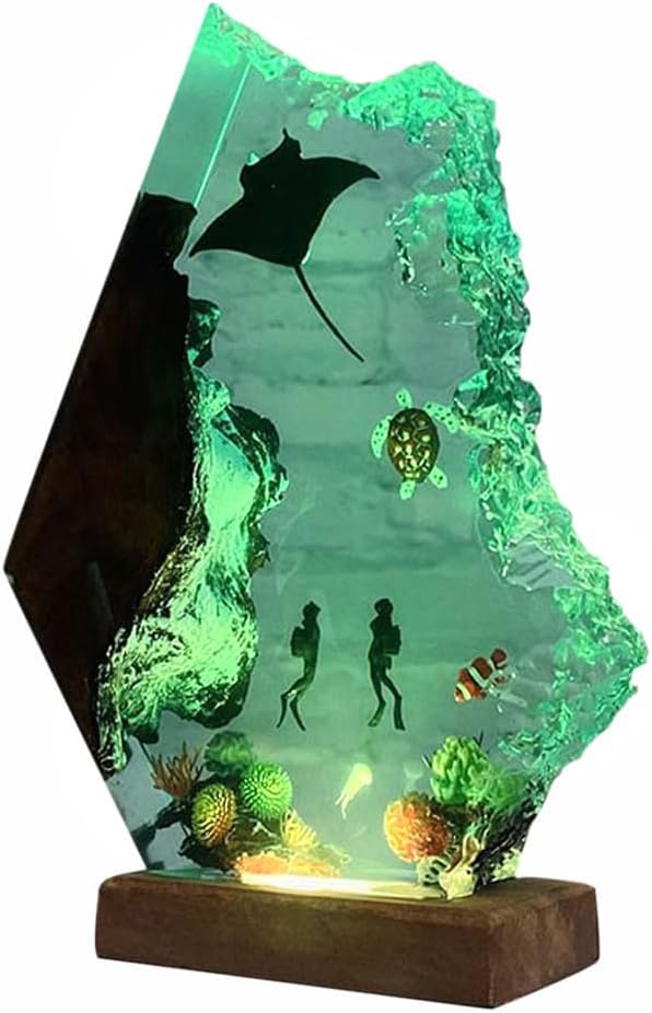 Handmade 3D Ocean Resin Lamp - USB Powered Resin Ocean Night Light with Wooden Base, Variable Lights, Scuba Diver Gifts, Diving Enthusiast Collectibles, Unique Birthday Holiday Gifts for Men & Women
