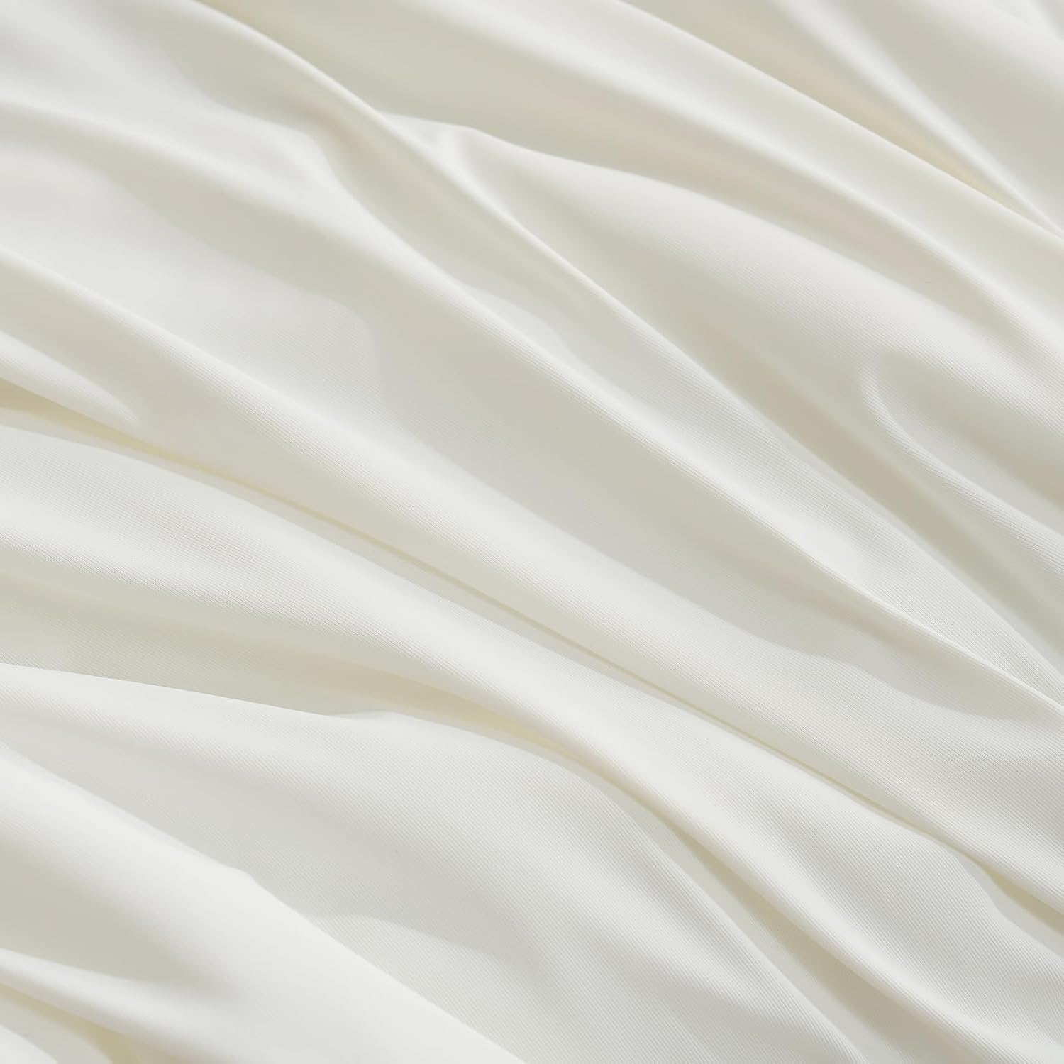 Cozy Bliss Cooling Comforter California King Size, Oversized Cooling Blanket for Hot Sleepers and Night Sweats, Cream Summer Comforter for Cal King Bed, Breathable Soft Lightweight Silk Smooth