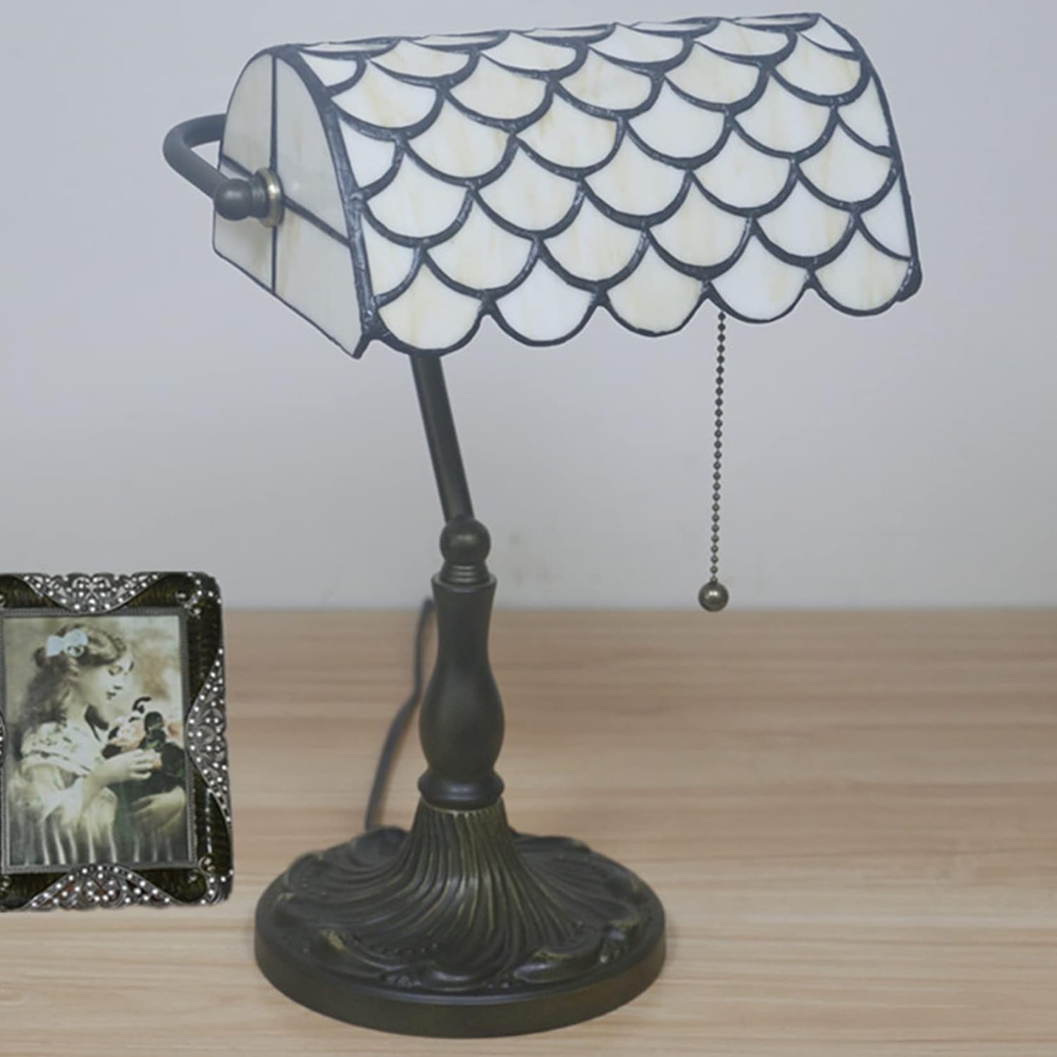 Tiffany Style Bankers Table Lamp Stained Glass Piano Desk Lamp Vintage Bedroom Bedside Lamp for Study,Antique Alloy Base,Zipper Switch,Green d