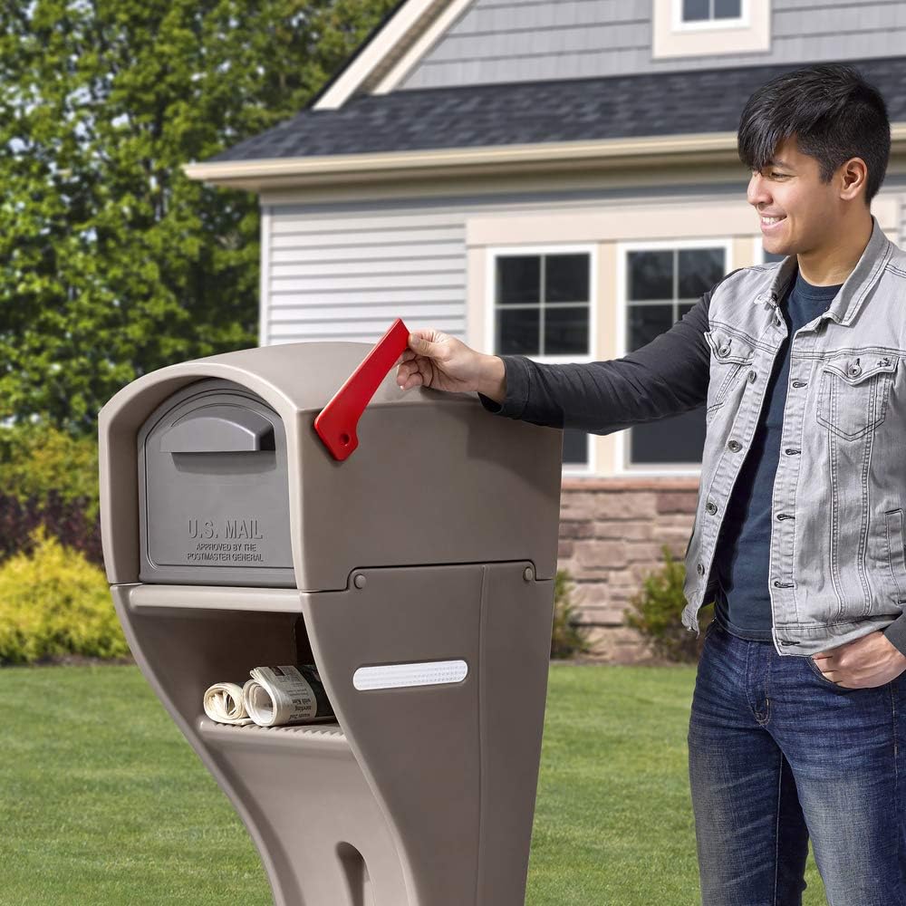 Step2 MailMaster Extra Large Mailbox & Post, Weather Resistant, Large Outdoor Mailboxes, Made of Durable Plastic, Easy to Install, Flag Included, Mocha