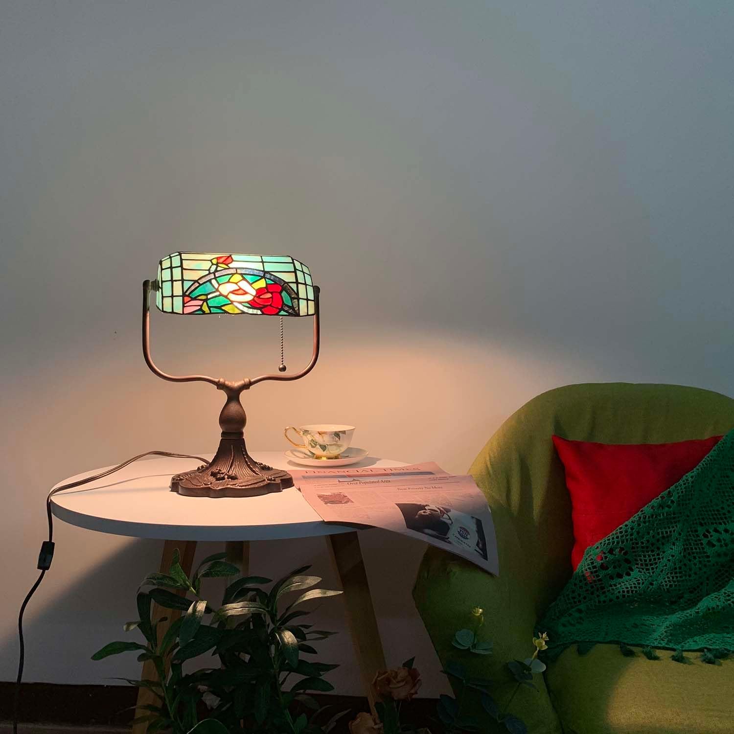 Bieye L10760 Rose Flower Tiffany Style Stained Glass Bankers Desk Lamp Table Lamp for Working Office Living Room Bedside Home Decoration, 9' W x 15' H, Red Green