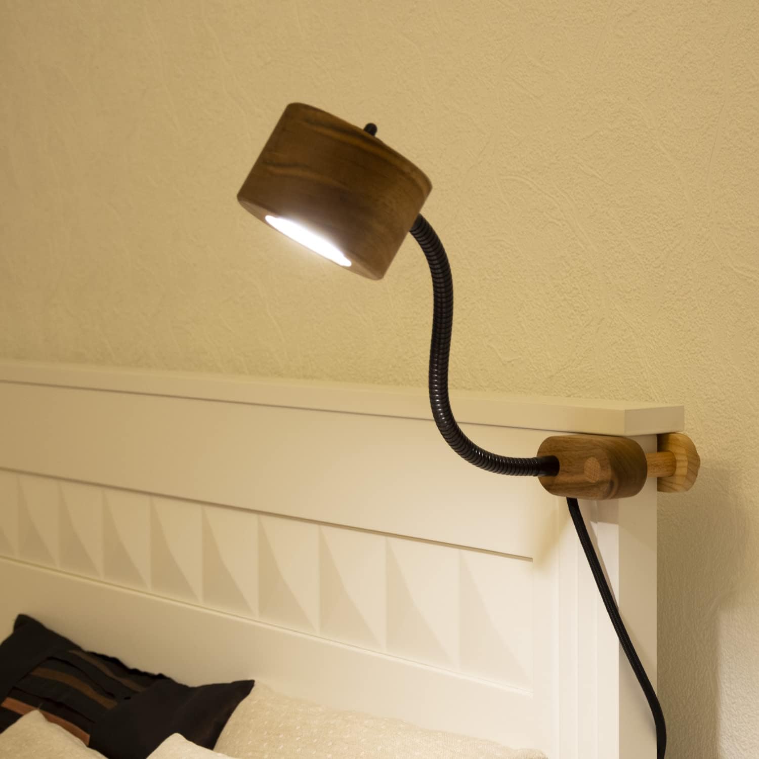 Wooden Bedside Clamp Light - Vintage Wood Led Table Lamp for Reading. Unique Modern Desk Clip Light for Bedroom, Living Room, Office. Mid-Century Scandinavian Design.
