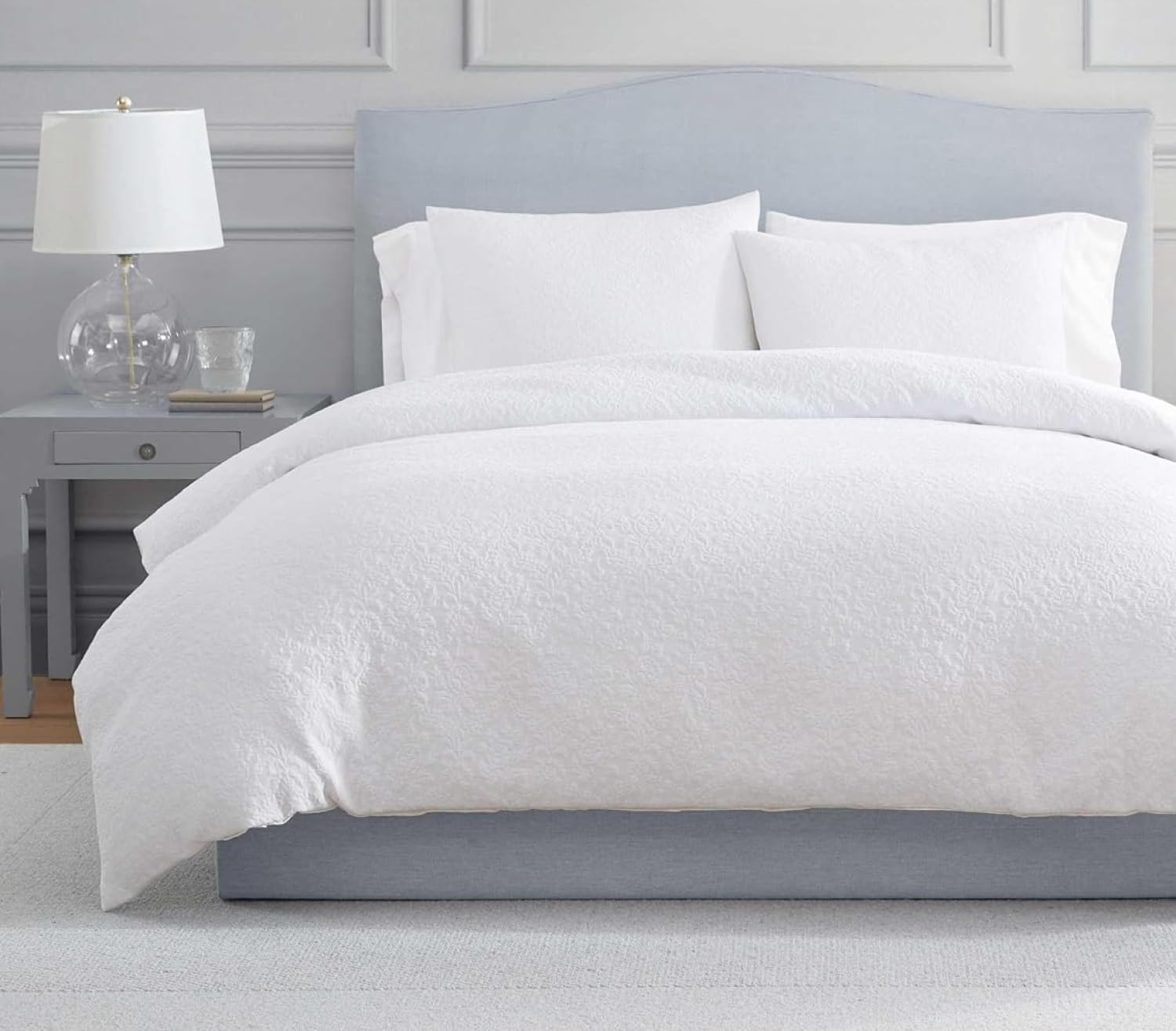 Martha Stewart - King Comforter Set, Naturally Soft Cotton-Rich Jacquard Bedding w/Matching Pillowcases, Textured 3 Piece Bed Set (Garden Trellis White)