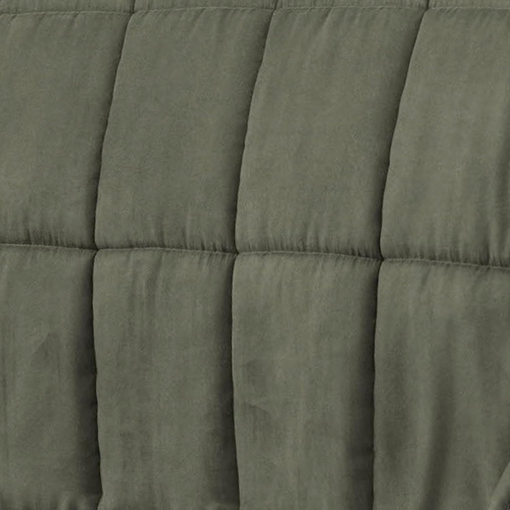 Eddie Bauer - King Comforter Set, Microsuede Bedding with Soft Sherpa Reverse, 3 Piece Bed Set with Matching Pillowcases (Sherwood Green)