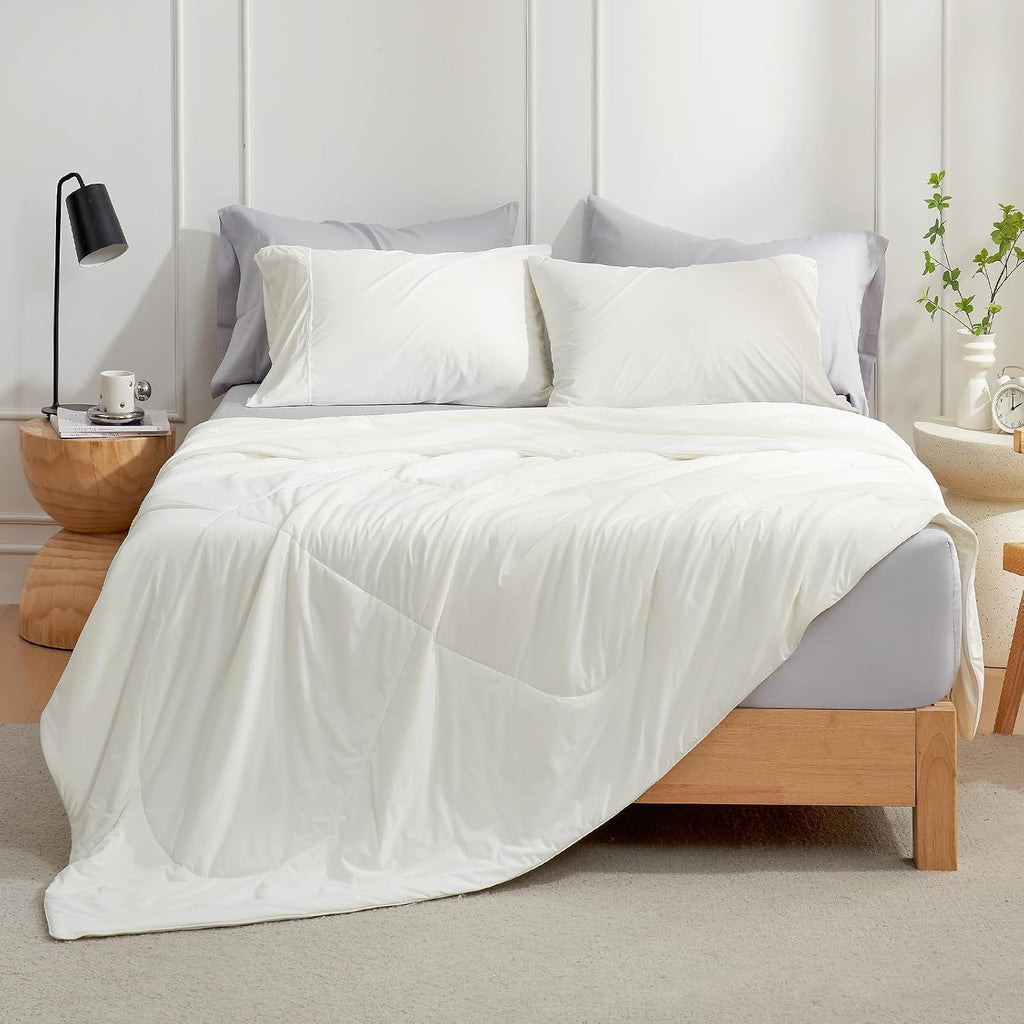Cozy Bliss Cooling Comforter California King Size, Oversized Cooling Blanket for Hot Sleepers and Night Sweats, Cream Summer Comforter for Cal King Bed, Breathable Soft Lightweight Silk Smooth