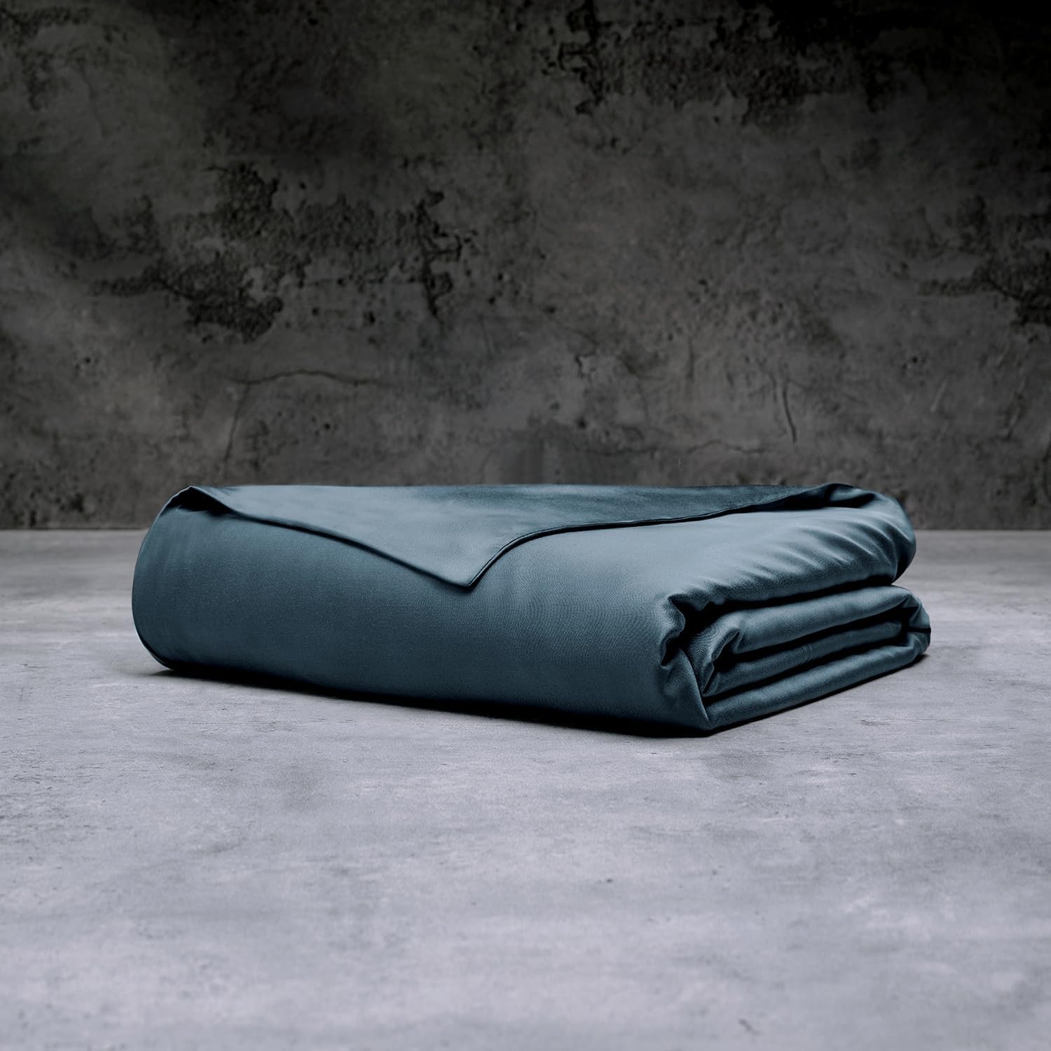 LUXOME Luxury Duvet Cover | Oversized Fit | 100% Rayon (Viscose) from Bamboo | Silky Soft Feel | Thermal-Regulating | 2X Cover Ties | Full/Queen - 90'x98' | Ocean