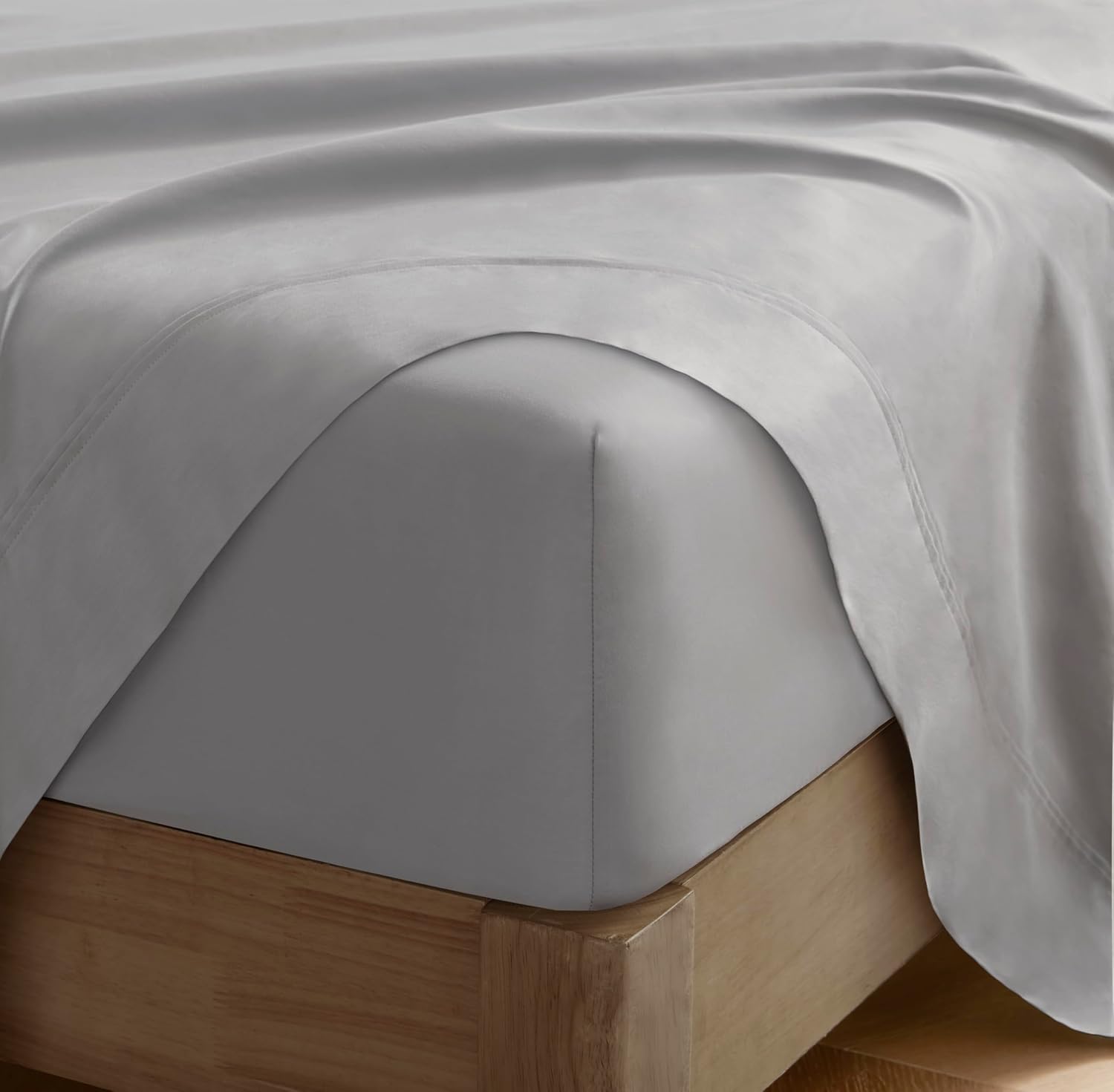 Harbor House Luxury 100% Egyptian Cotton Sheet Set, 400 Thread Count Sateen Weave, Soft & Breathable Bed Sheets with Deep Pocket, 4-Piece Queen Bedding Set, Gray