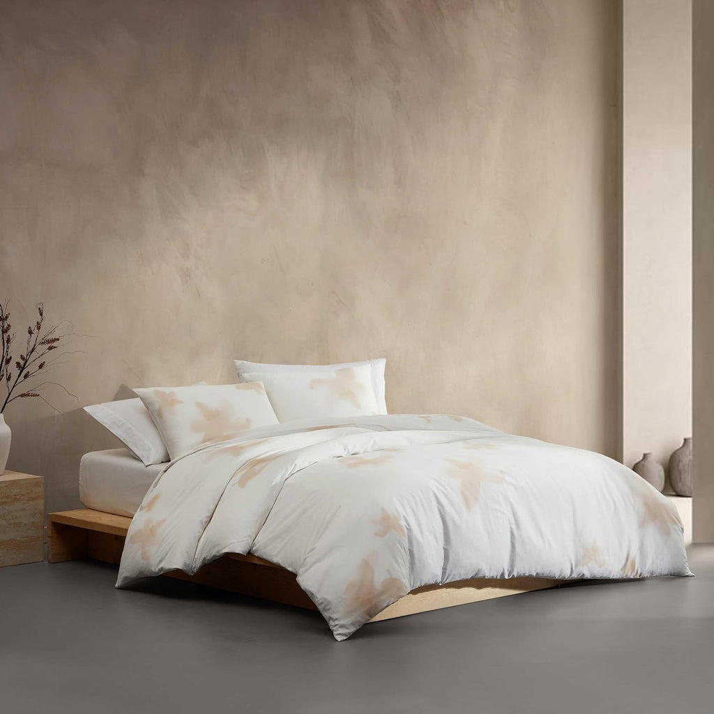 Calvin Klein - Queen Duvet Cover Set, 100% Cotton Sateen Bedding with Shams, Soft and Breathable, Smooth Silky Feel with Subtle Sheen, Button Closure, Liquid Floral Beige
