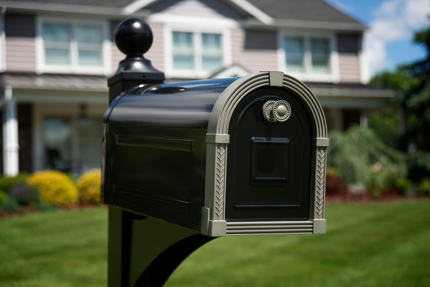 Architectural Mailboxes Landover Aluminum Mailbox Post, Black