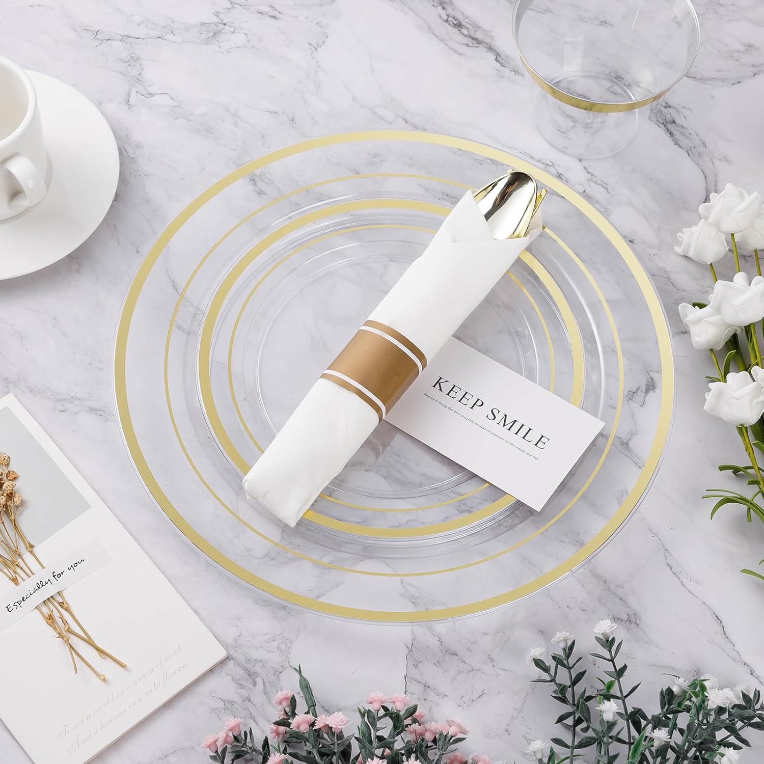 BESTVIP 700PCS Clear Gold Plastic Dinnerware Set for 100 Guests, Disposable Party Plate for Christmas and New Year, Include: 200 Plastic Plates, 100 Pre Rolled Napkins with Silverware, 100 Cups