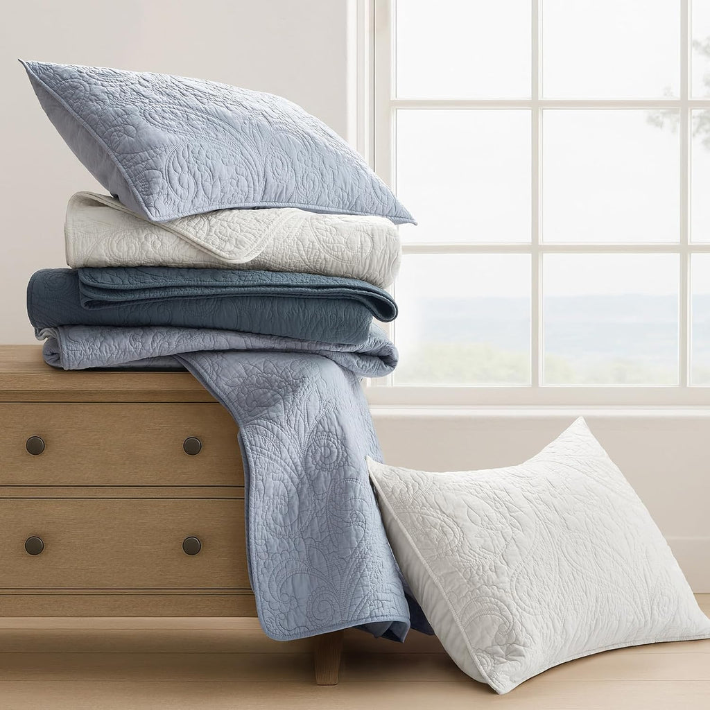 EVERGRACE 100% Cotton Paisley Quilt Set, King Size 3 Piece Set – Prewashed Lightweight Bedspread with 2 Shams, Soft & Breathable Matelasse-Style Quilted Coverlet, Pearl Blue