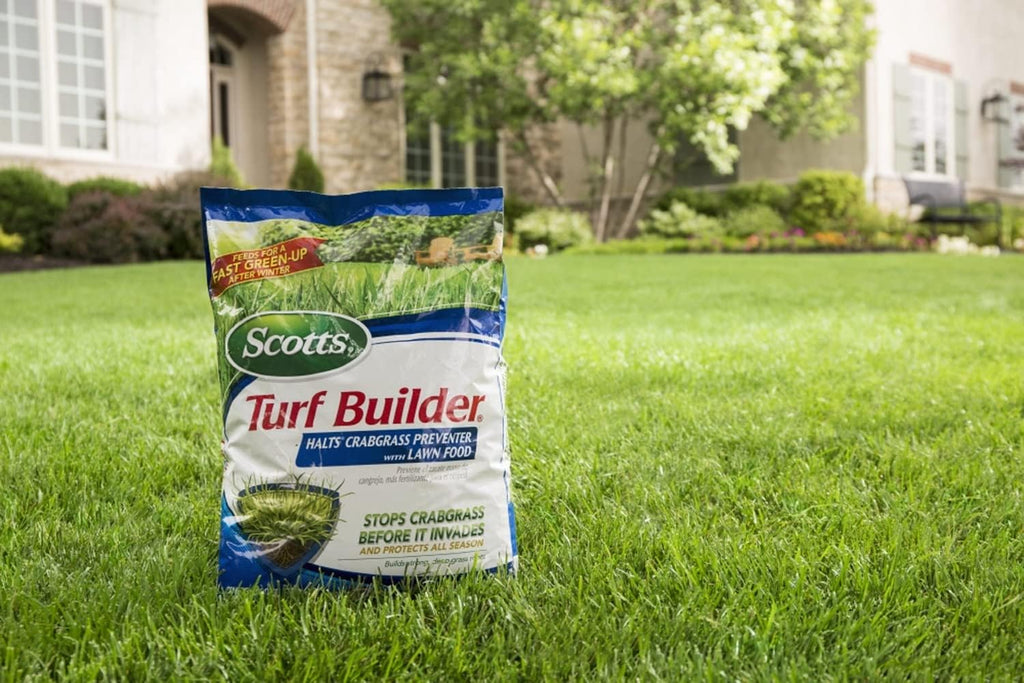 Scotts Turf Builder Halts Crabgrass Preventer with Lawn Food - Pre-Emergent Weed Killer, Lawn Fertilizer, 15,000 sq. ft., 40.05 lbs. (2-Pack)