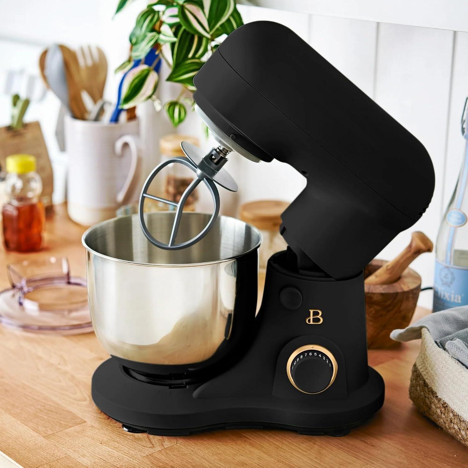 3.5 Qt Stand Mixer, 300W Powerful Motor, Tilt-Head Design with Stainless Steel Bowl, 12 Speeds, Includes Dough Hook Whisk Beater for Baking Mixing (Black Sesame)