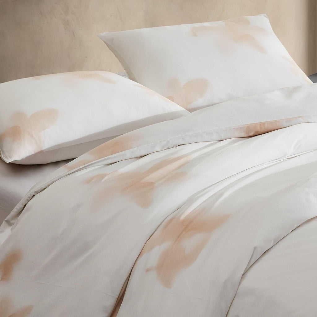 Calvin Klein - Queen Comforter Set, Cotton Sateen Bedding with Shams, Soft and Breathable, Smooth Silky Feel with Subtle Sheen, Lightweight All-Season Comforter, Liquid Floral Beige