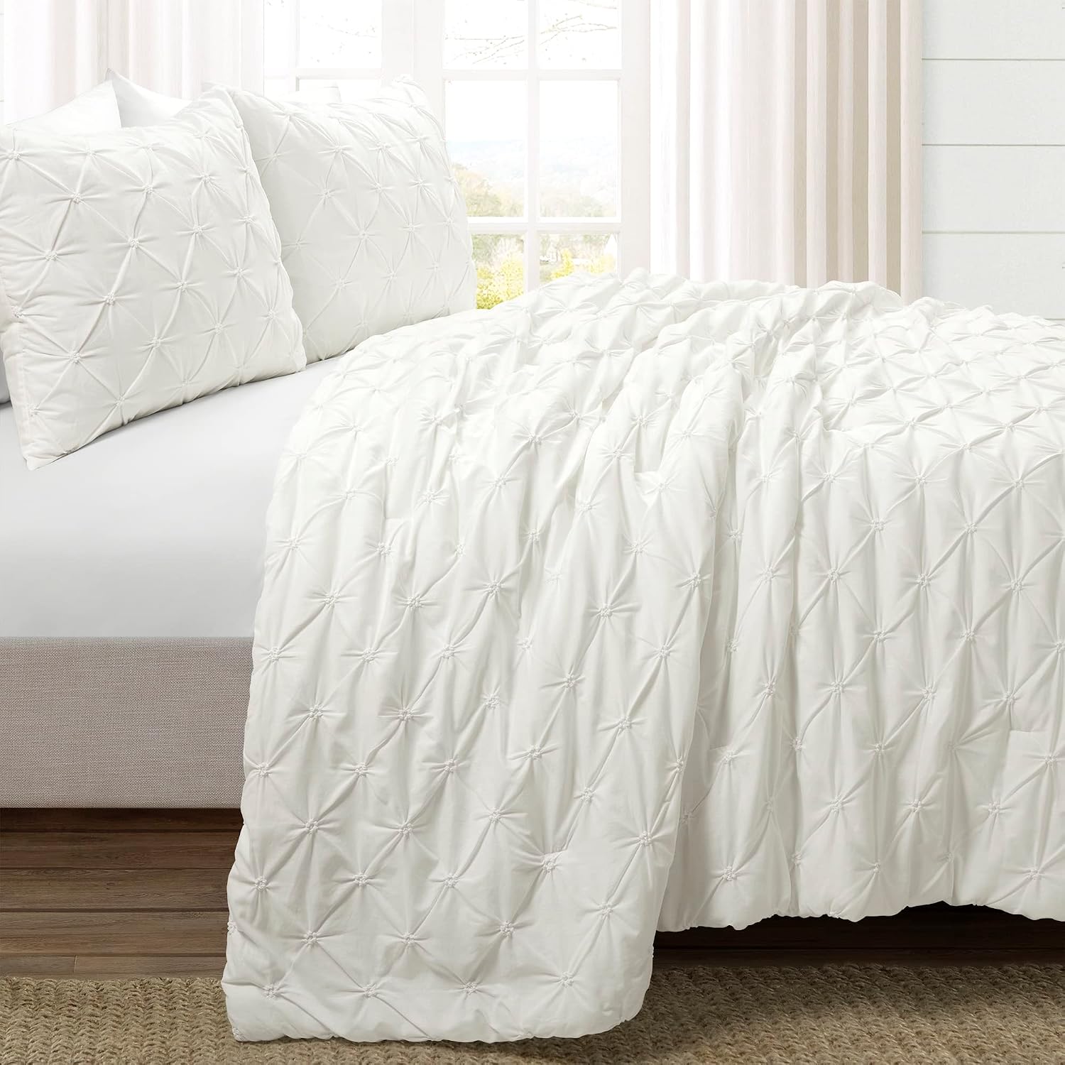 Lush Decor Ravello Pintuck Cotton Comforter Set - Luxe 3 Piece Textured Bedding Set - Traditional Glam & Farmhouse Inspired Bedroom Decor - King/ California King, White