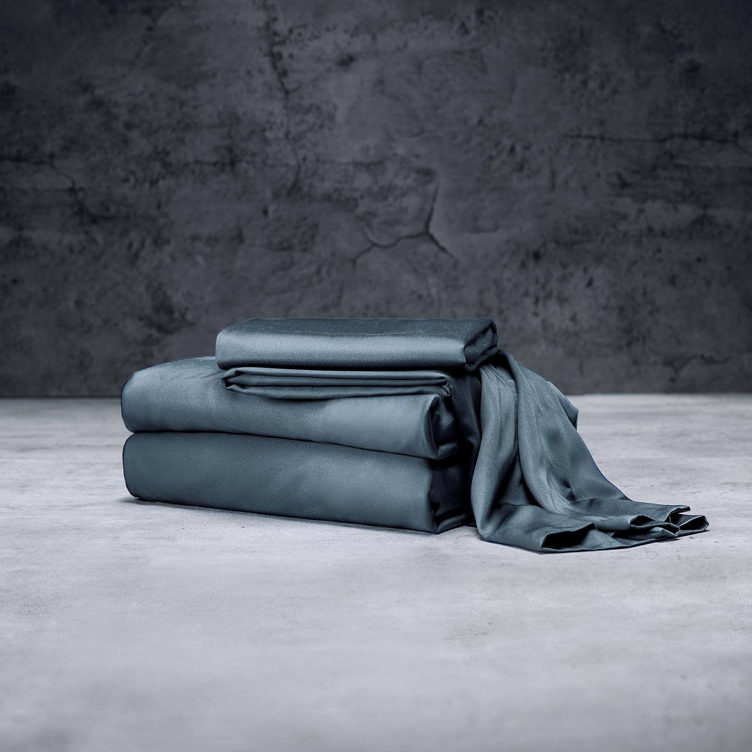 LUXOME Luxury Sheet Set | 100% Viscose from Bamboo | Queen Size - Ocean | Deep Pockets | 4-Piece Set (Fitted, Flat, 2 Pillowcases)