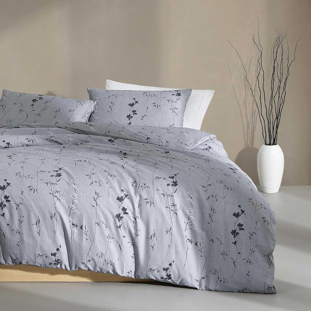 Calvin Klein - Queen Duvet Cover Set, Soft Cotton Sateen Bedding with Shams, Button & Corner Tie Closure (Wildflower Dusk Purple)
