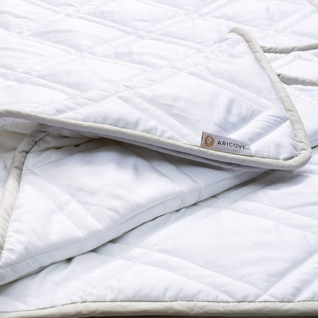 Aricove Cooling Weighted Blanket, 10 lbs, Twin Size for Adults, Luxury Heavy Blanket, Silky Soft Bamboo Viscose, 48x72 inches, Machine Washable, White
