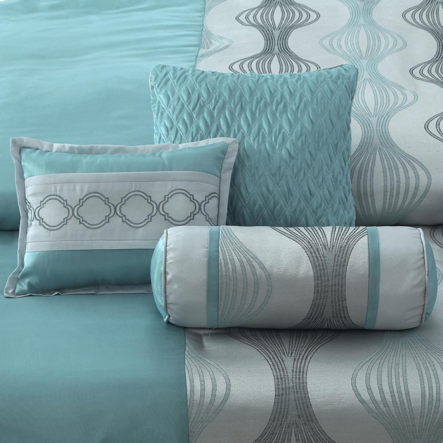 LANCO MODERN LIFESTYLE King Comforter Set, Blue, 15 Pieces Room in a Bag, Ultra Soft Jacquard with Patchwork, Luxury Bed Set with Sheets, Curtains, Bed Skirt, Pillow Shams, Cases and Pillows