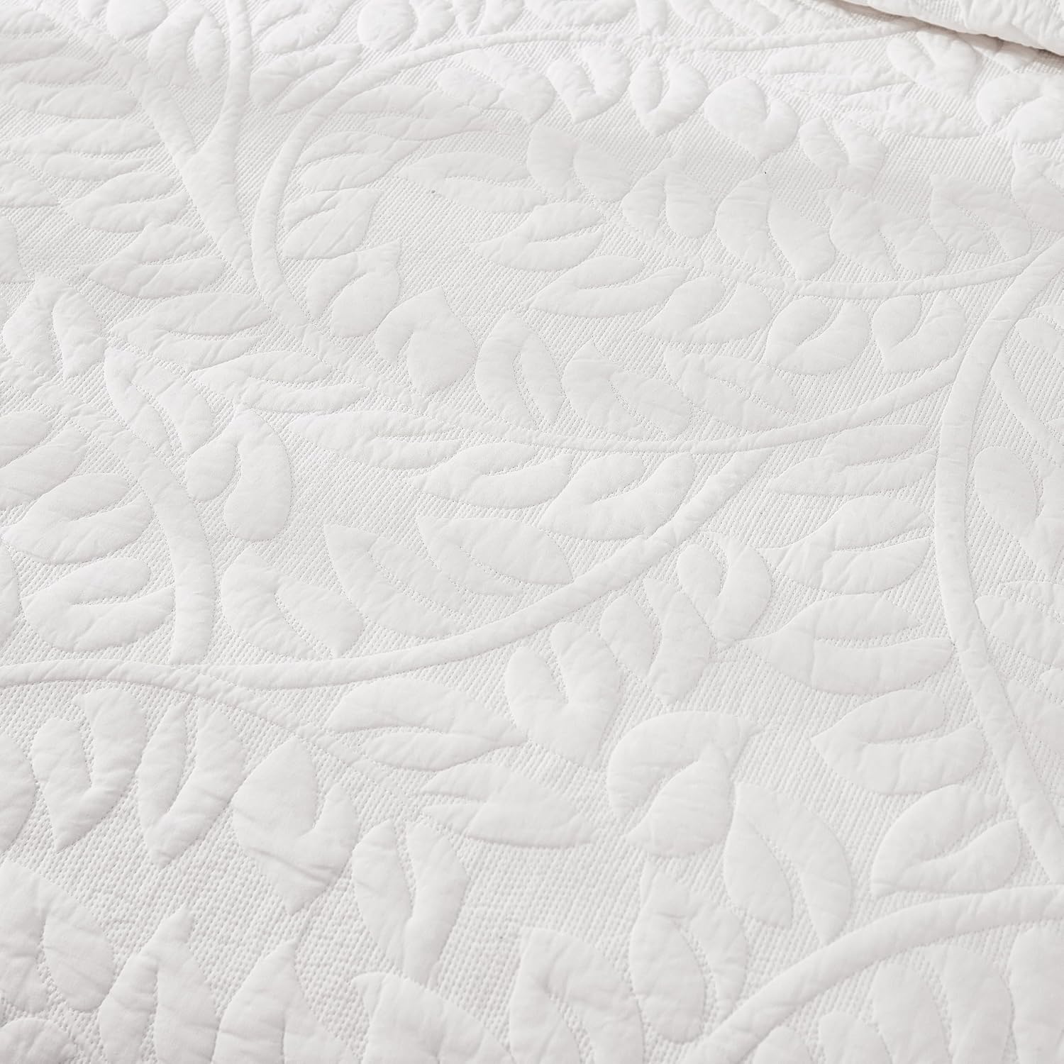 MarCielo 3-Piece 100% Cotton Oversized Bedspread Lightweight Quilt Coverlet Embroidery Farmhouse Bedding Set T0 (Bright White, Oversized Queen (100'x106'))