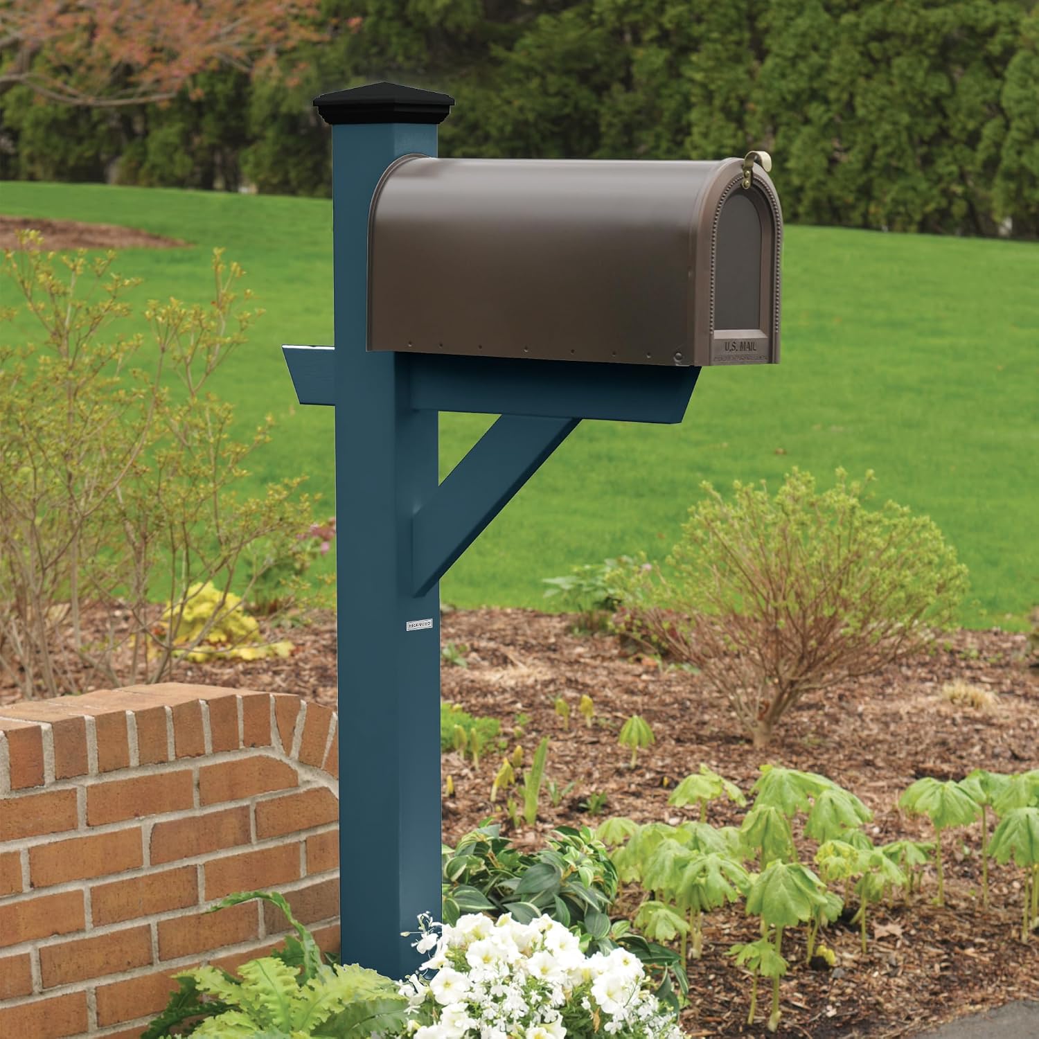 highwood AD-MLBX1-NBE Hazleton Mailbox Post, Nantucket Blue