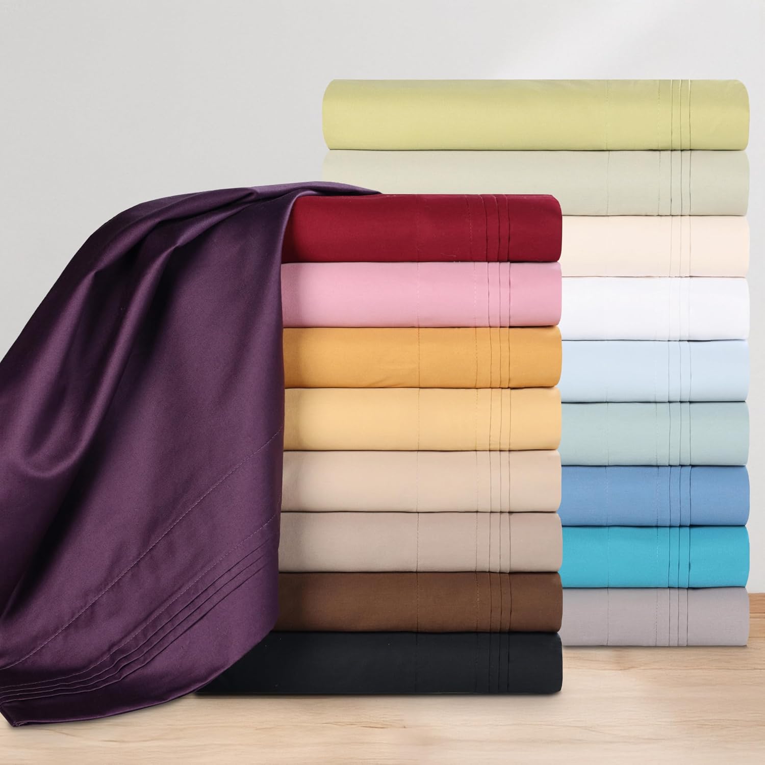 Superior Egyptian Cotton 4 Piece Sheet Set, 650 Thread Count, Modern Design, Sustainable Sheets, Ultra-Soft Basics, Solid, Deep Pocket Fitted Sheet, Flat Sheet, Pillowcases, King, Gold