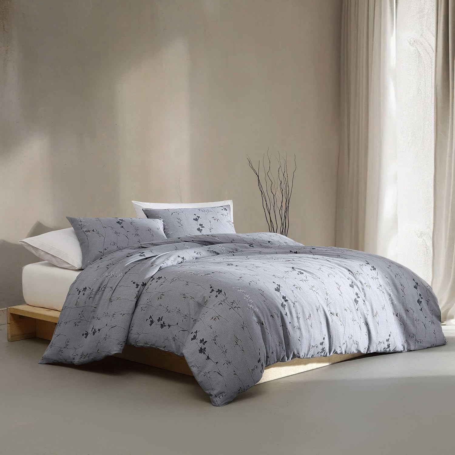 Calvin Klein - King Duvet Cover Set, Soft Cotton Sateen Bedding with Shams, Button & Corner Tie Closure (Wildflower Dusk Purple)