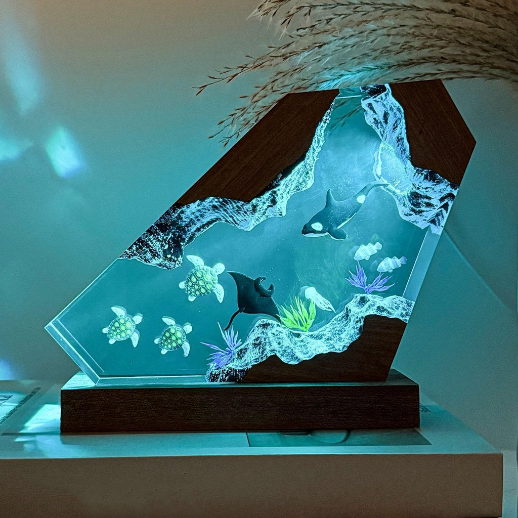 Orca Ocean Resin Lamp - Handmade Resin Night Light with USB Port, Variable Lights, Marine Biology Gifts for Women and Men, Ocean Enthusiast Collectibles, Unique Birthday Gifts for Him & Her (8'x5')