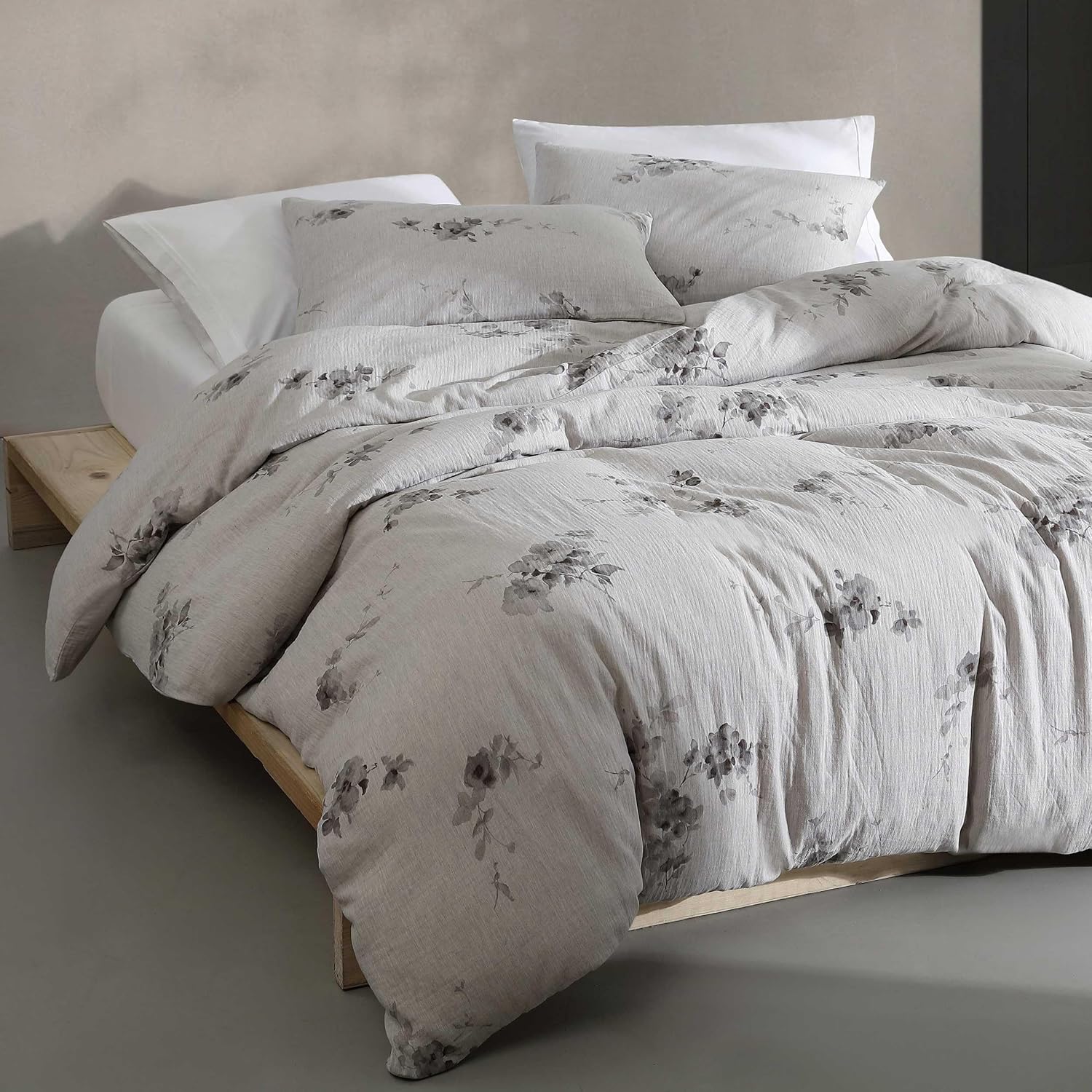 Calvin Klein - King Duvet Cover Set, Soft 100% Cotton Gauze Mélange Bedding, Tailored Knife-Edge Finish, 3 Piece Bed Set with Matching Pillowcases (Aquarelle Floral Grey)