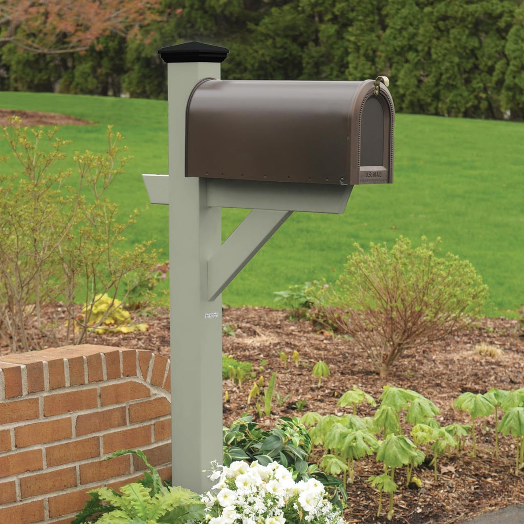 Highwood Hazelton Mailbox Post, Eucalyptus