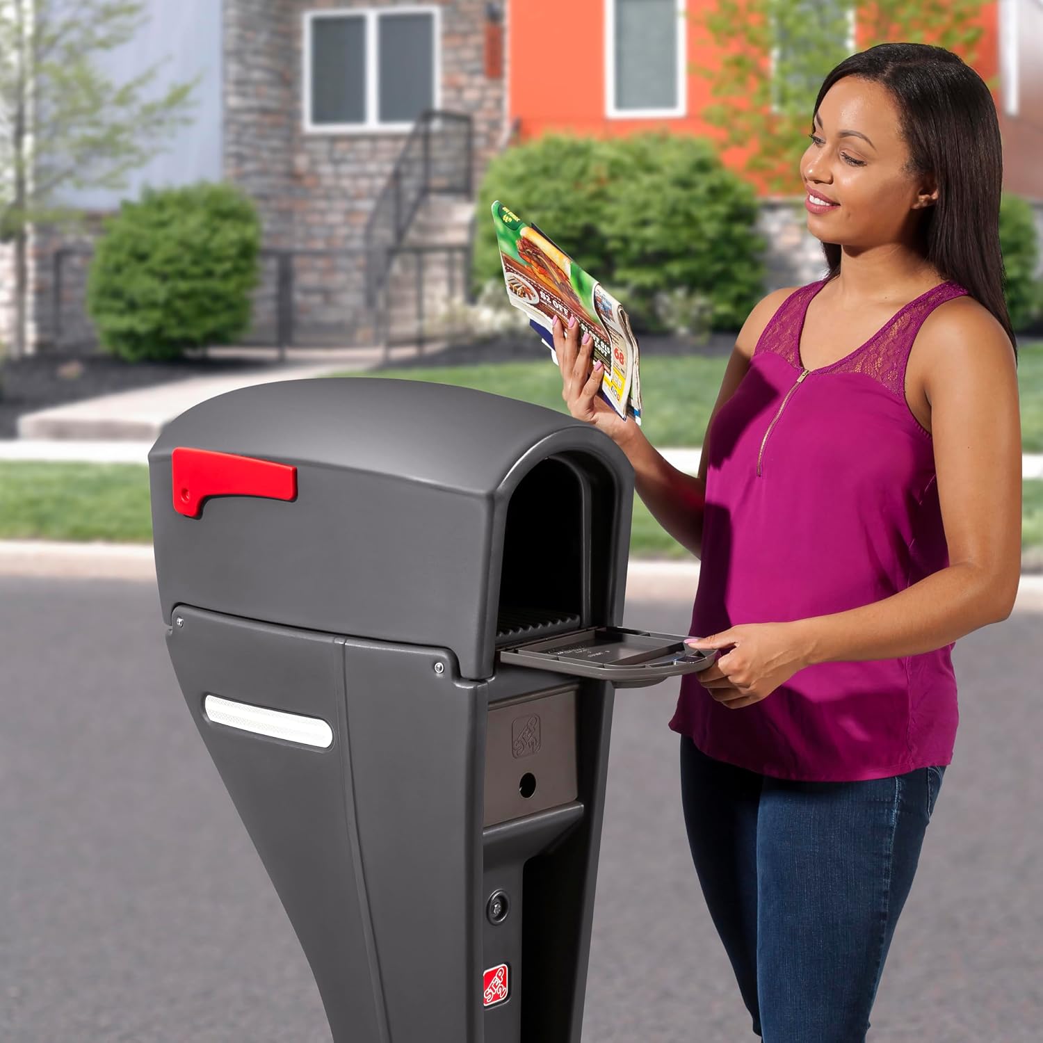 Step2 Mailmaster Streamline Mailbox & Post, Weather Resistant, Large Outdoor Mailboxes, Made of Durable Plastic, Easy to Install, Flag Included, Gray
