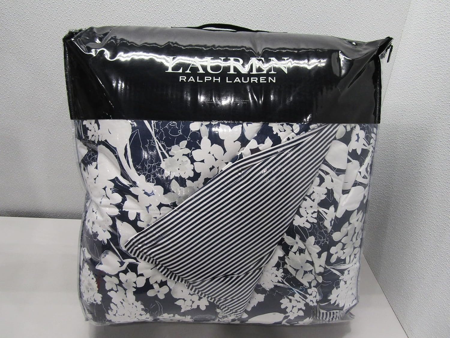 Lauren Ralph Lauren Reese 3 pc Full Queen Comforter Set Shams (Navy, Queen)