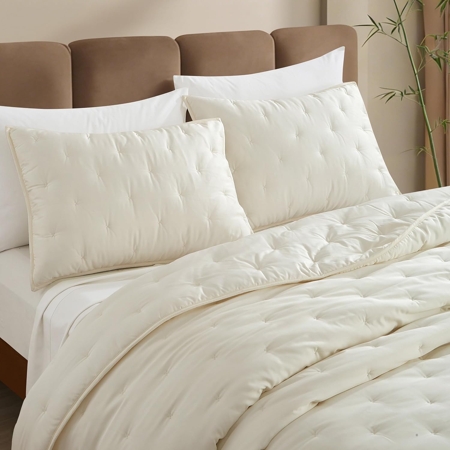 King/Cal King Quilt Set, 100% Viscose Derived from Bamboo, 3-Piece Dreamer Cross Stitch Cooling Rayon Bedding with 4 Corner Loops, Ivory White