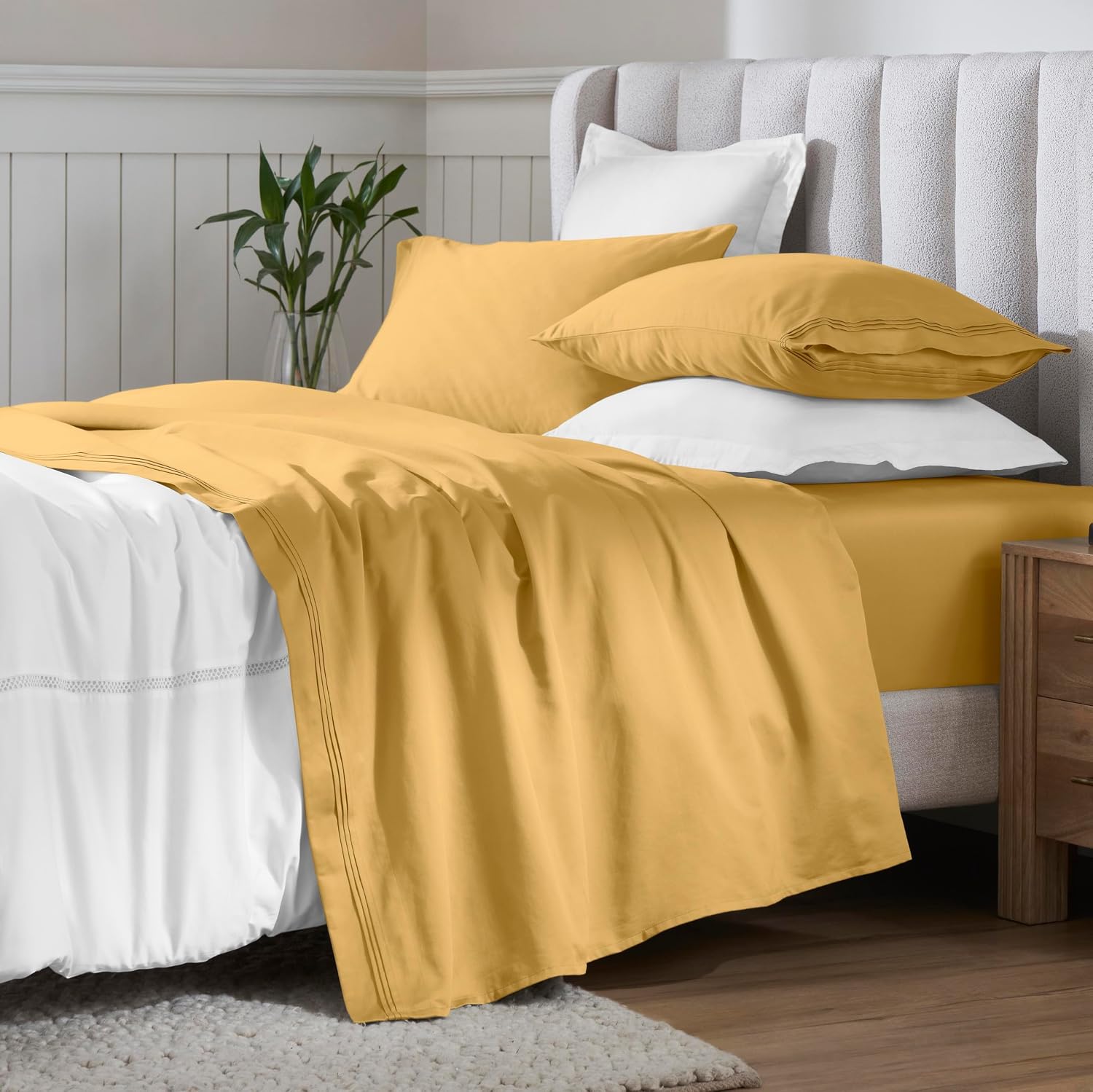 Superior Egyptian Cotton 4 Piece Sheet Set, 650 Thread Count, Eco-Friendly, Sustainable Sheets, Ultra-Soft Basics, Solid, Deep Pocket Fitted Sheet, Flat Sheet, Pillowcases, California King, Gold