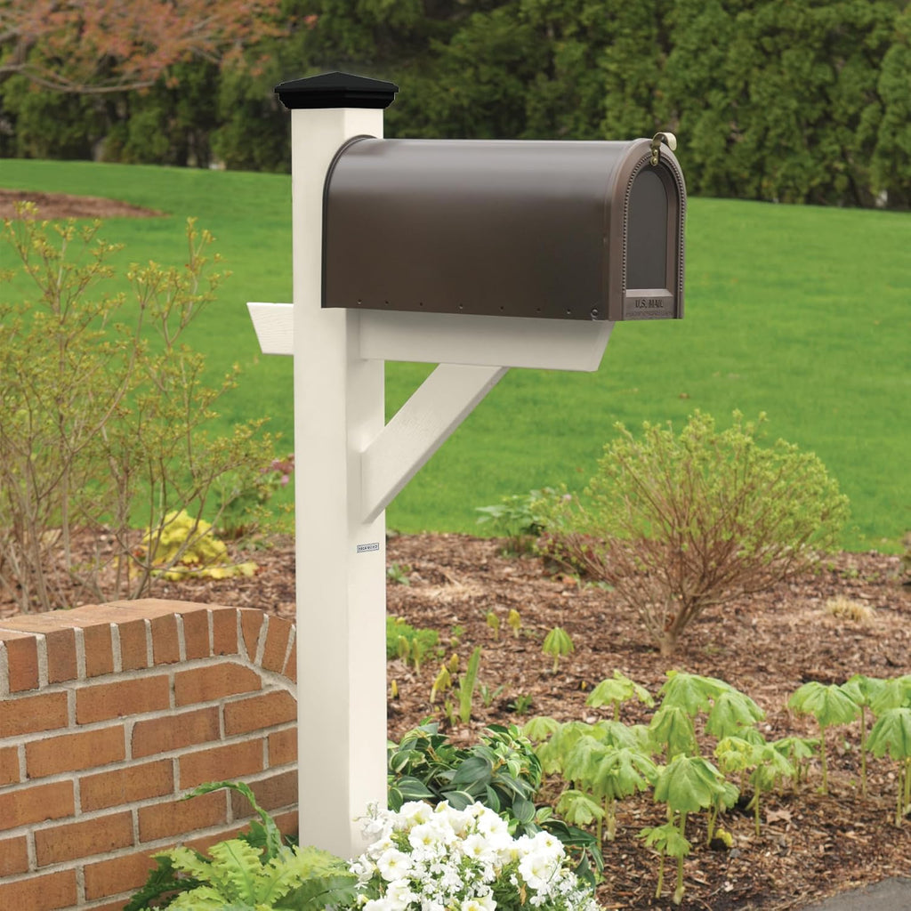highwood AD-MLBX1-WAE Hazleton Mailbox Post, Whitewash