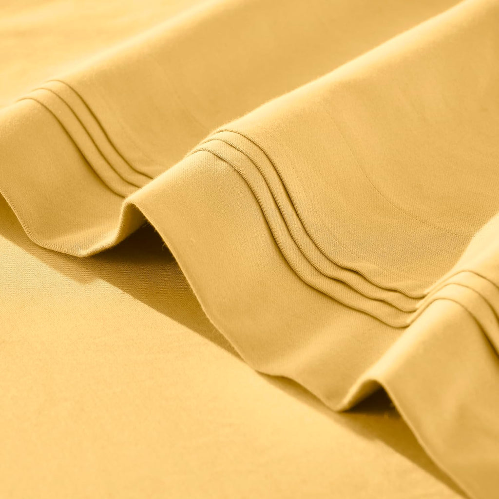 Superior Egyptian Cotton 4 Piece Sheet Set, 650 Thread Count, Modern Design, Sustainable Sheets, Ultra-Soft Basics, Solid, Deep Pocket Fitted Sheet, Flat Sheet, Pillowcases, King, Gold