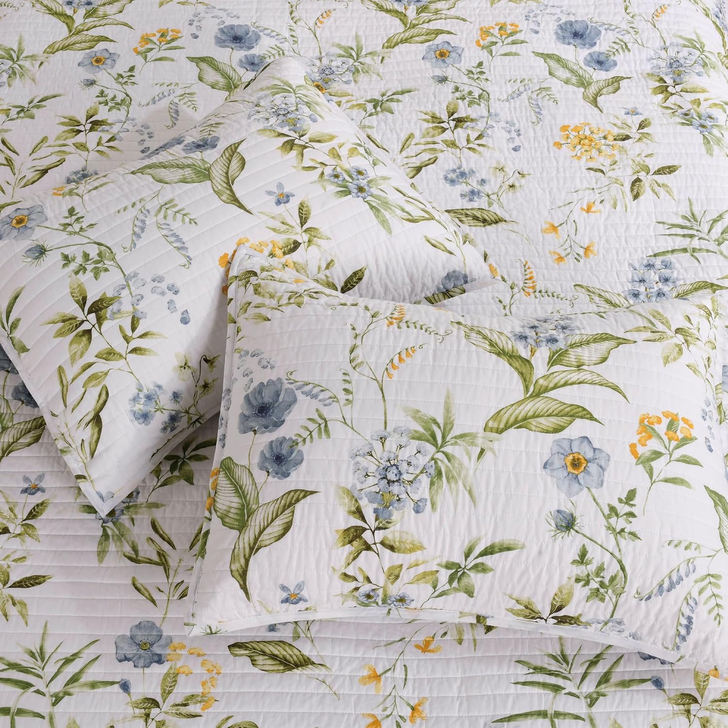 Levtex Home Viviana Blue Reversible Twin/Twin XL Quilt Set (68x86in) with 1 Pillow Sham (26x20in) - Floral - Blue, Green, White - 100% Cotton Twin Size Quilt Bedding Set - Lightweight, Soft