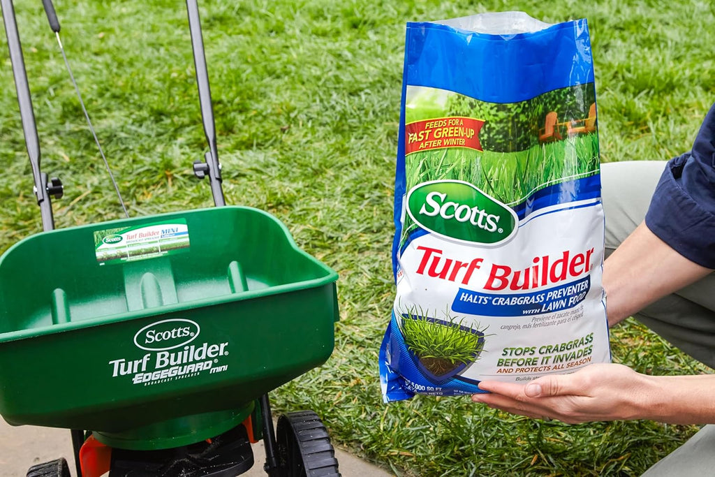Scotts Turf Builder Halts Crabgrass Preventer with Lawn Food - Pre-Emergent Weed Killer, Lawn Fertilizer, 5,000 sq. ft., 13.35 lbs. (2-Pack)