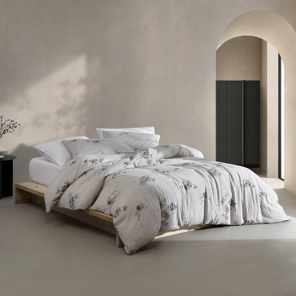 Calvin Klein - King Duvet Cover Set, Soft 100% Cotton Gauze Mélange Bedding, Tailored Knife-Edge Finish, 3 Piece Bed Set with Matching Pillowcases (Aquarelle Floral Grey)