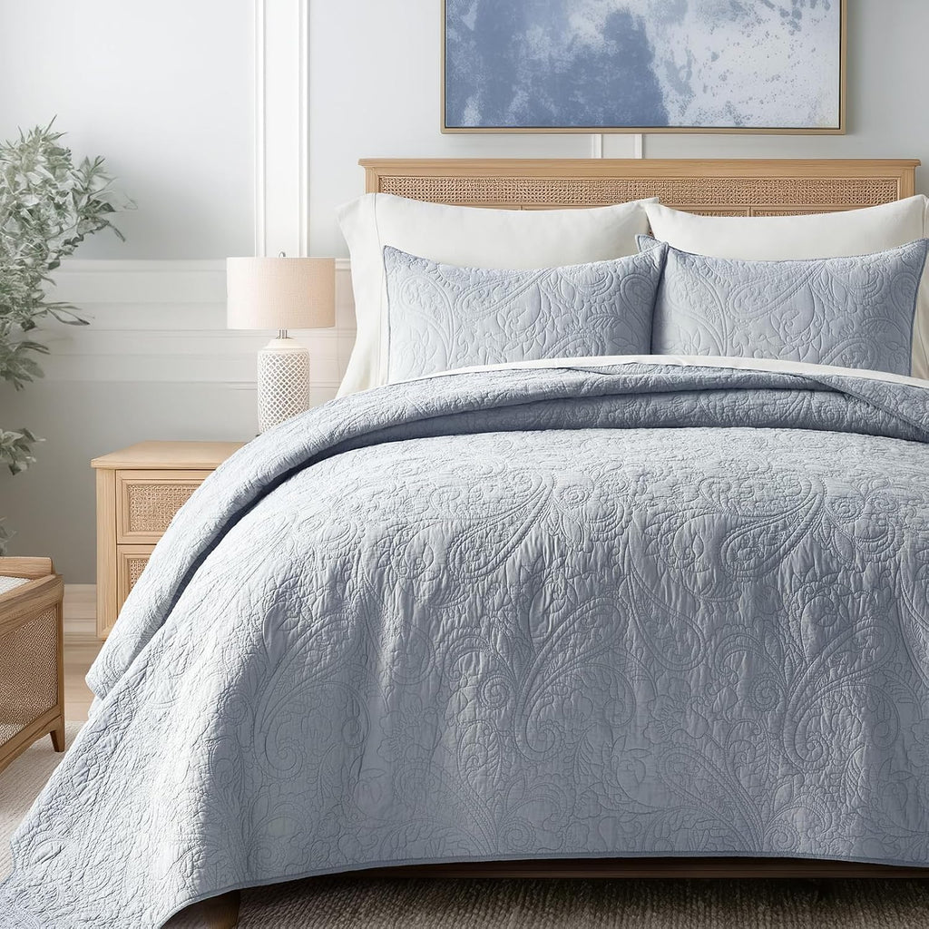 EVERGRACE 100% Cotton Paisley Quilt Set, King Size 3 Piece Set – Prewashed Lightweight Bedspread with 2 Shams, Soft & Breathable Matelasse-Style Quilted Coverlet, Pearl Blue