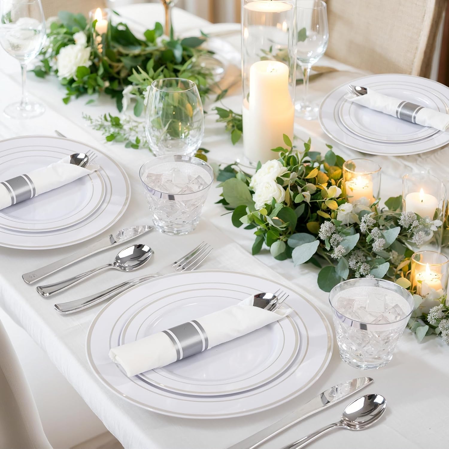 WELLIFE 700 Pcs Silver Plastic Plates for 100 Guests -Party Supplies Includes 200 Silver Plates,300 Plastic Silverware,100 Napkins,100 Cups for Party and Wedding