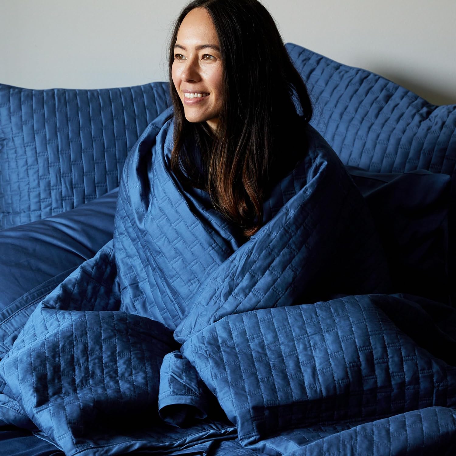 BedVoyage Luxury King Coverlet, 100% Viscose Derived from Bamboo, Reversible Cooling Quilt, Lightweight Bedspreads & Breathable Blanket, 110x98 Ultra Silky Soft & Temperature Regulating, King - Indigo