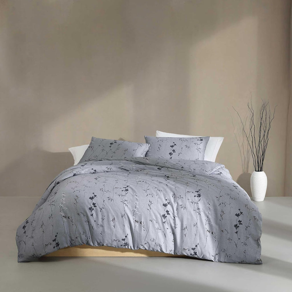 Calvin Klein - King Duvet Cover Set, Soft Cotton Sateen Bedding with Shams, Button & Corner Tie Closure (Wildflower Dusk Purple)