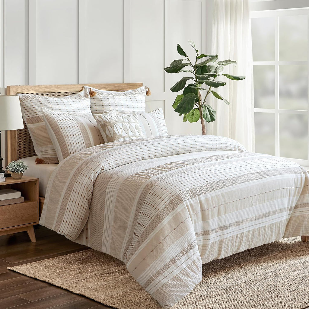 Levtex Home - Pickford Beige Comforter Set - Full/Queen Comforter + Two Standard Pillow Cases - Jaquard - Beige, Taupe and Cream - Comforter (90 x 94in.) and Pillow Case (26 x 20in.) - Cotton