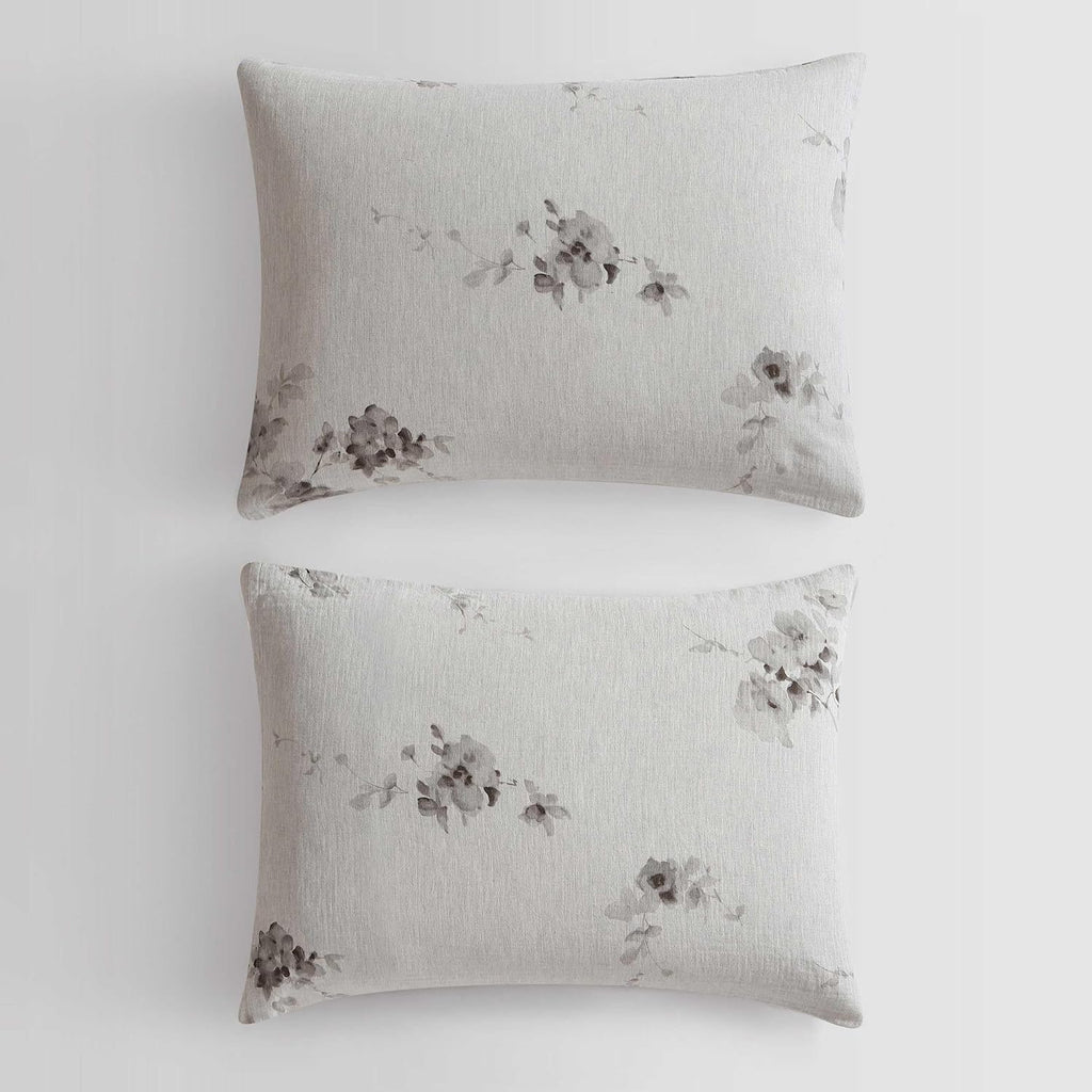 Calvin Klein - King Duvet Cover Set, Soft 100% Cotton Gauze Mélange Bedding, Tailored Knife-Edge Finish, 3 Piece Bed Set with Matching Pillowcases (Aquarelle Floral Grey)