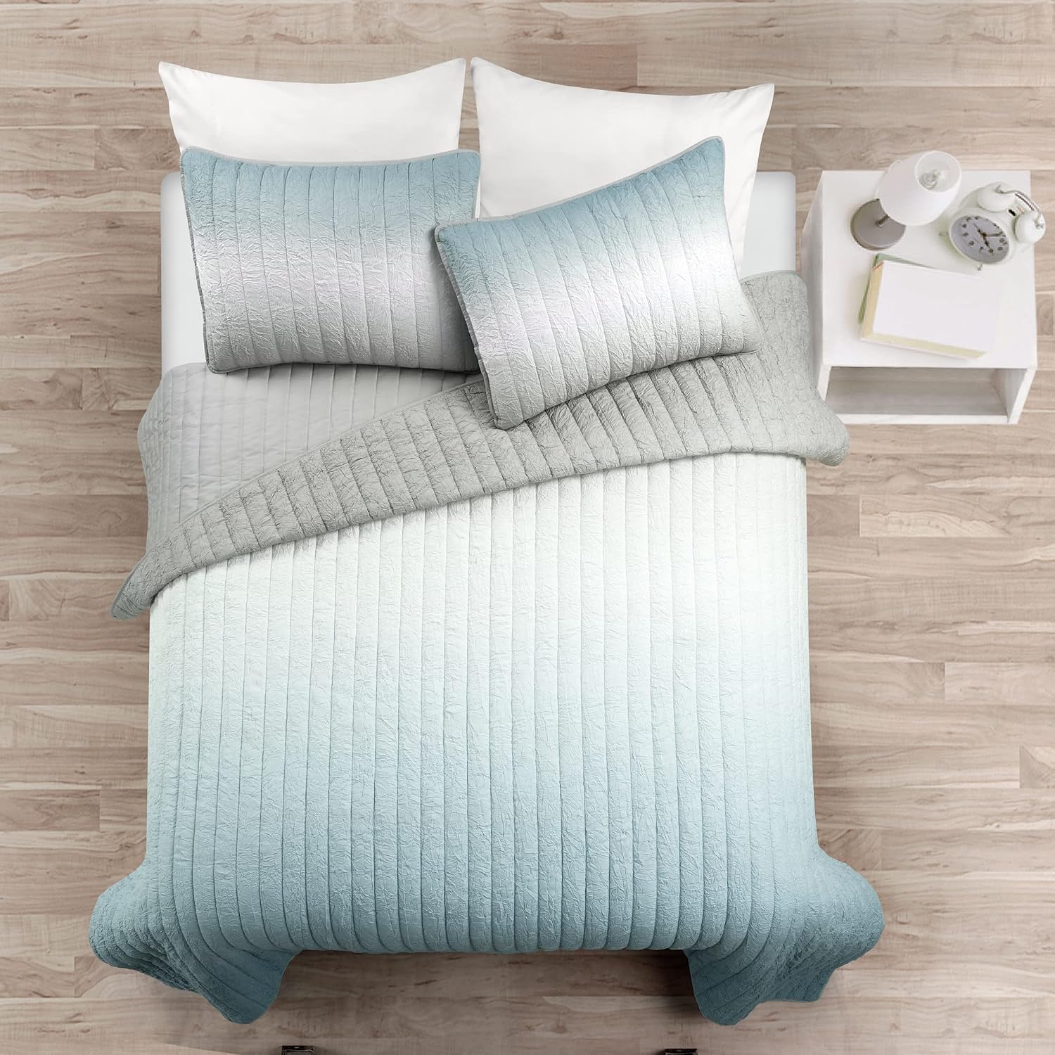 Lush Decor Crinkle Ombre Quilt King Size 3 Piece Set Blue & Gray - Ombre Bedding Set King Quilt - Blue Quilts - Modern Bedroom Decor