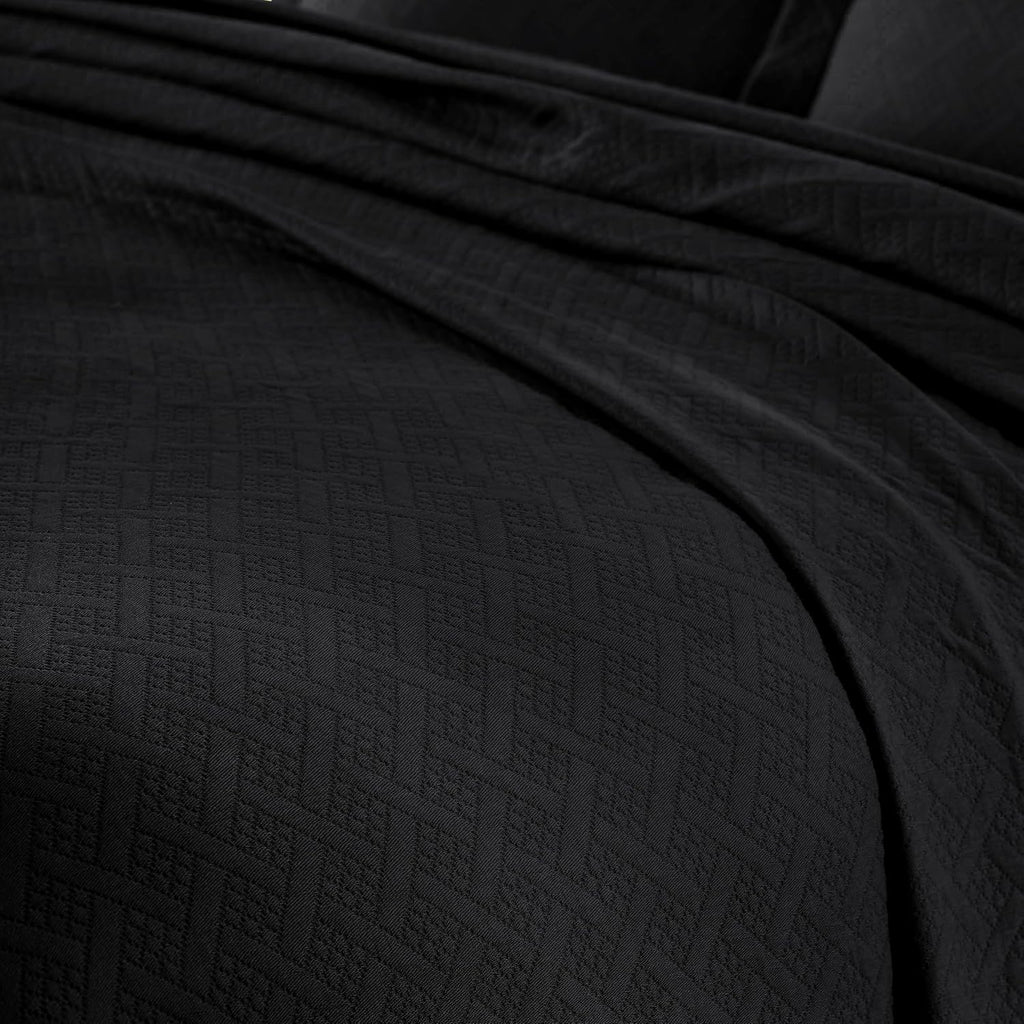 Superior 3 Piece Basketweave 100% Cotton Bedspread Set, Home Bed Decor, Decorative Bed Spread, 2 Pillow Shams, Medium Weight Blanket, Matelasse Coverlet Bedding, Geometric Lattice Pattern, King, Black