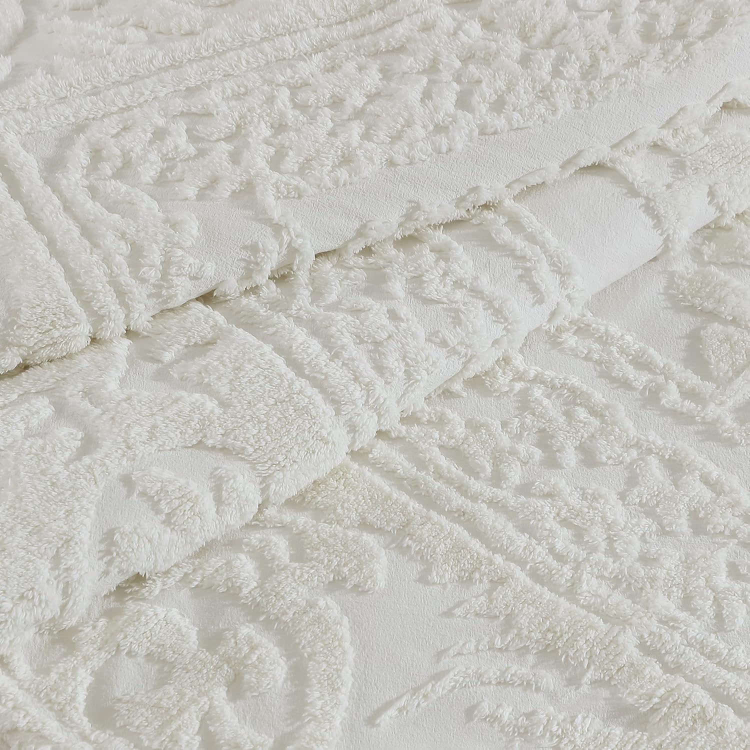 Beatrice Home Fashions Medallion Tufted Chenille Comforter 3-Piece Set, Cotton, All Season Cozy Bedding, King, Ivory
