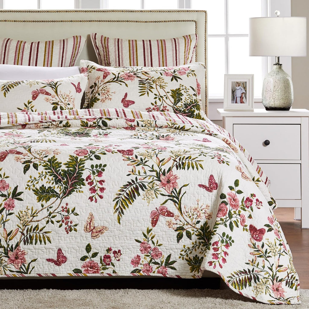 Greenland Home 100% Cotton Fashion Quilt Collection, Prewashed, Reversible Quilt Set, 3-Piece King/Cal King, Butterflies